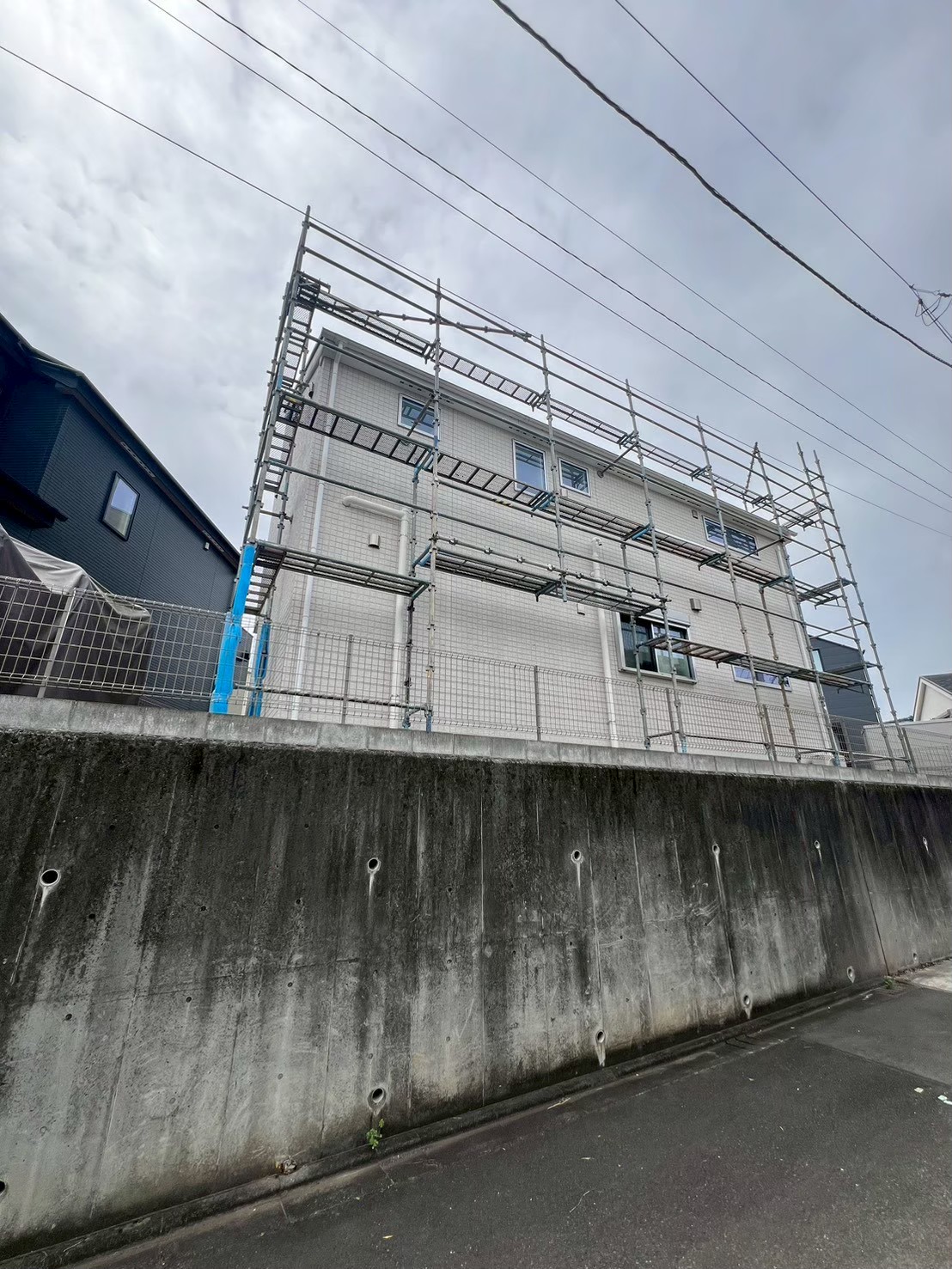 東京都｜ソーラーパネル設置用 足場組立工事