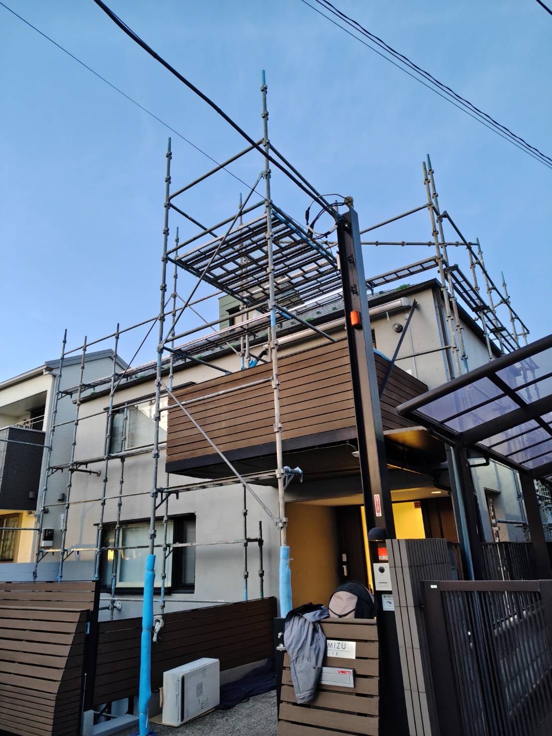 東京都｜ソーラーパネル設置用 足場組立工事