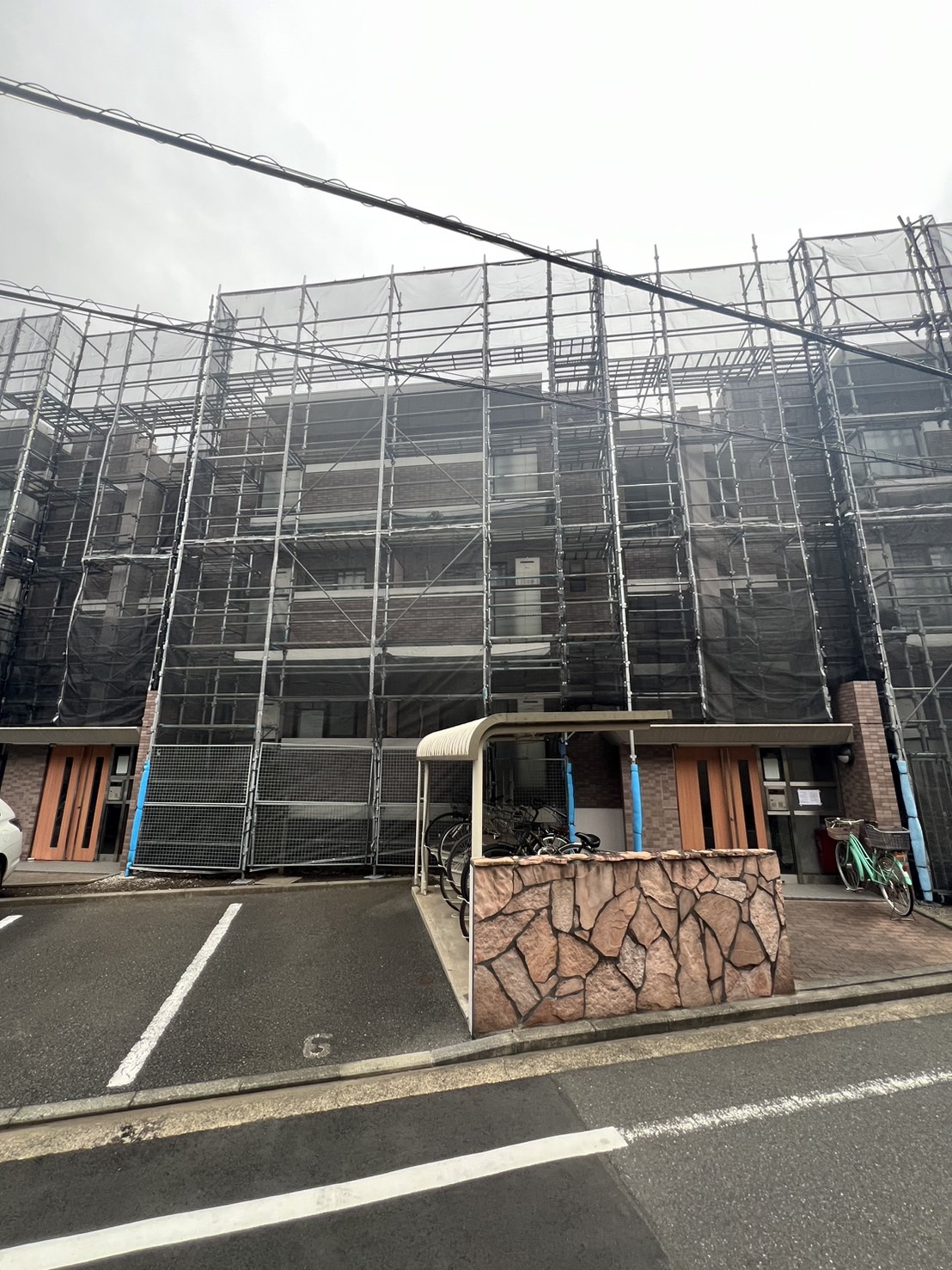 足場組立　横浜市鶴見区